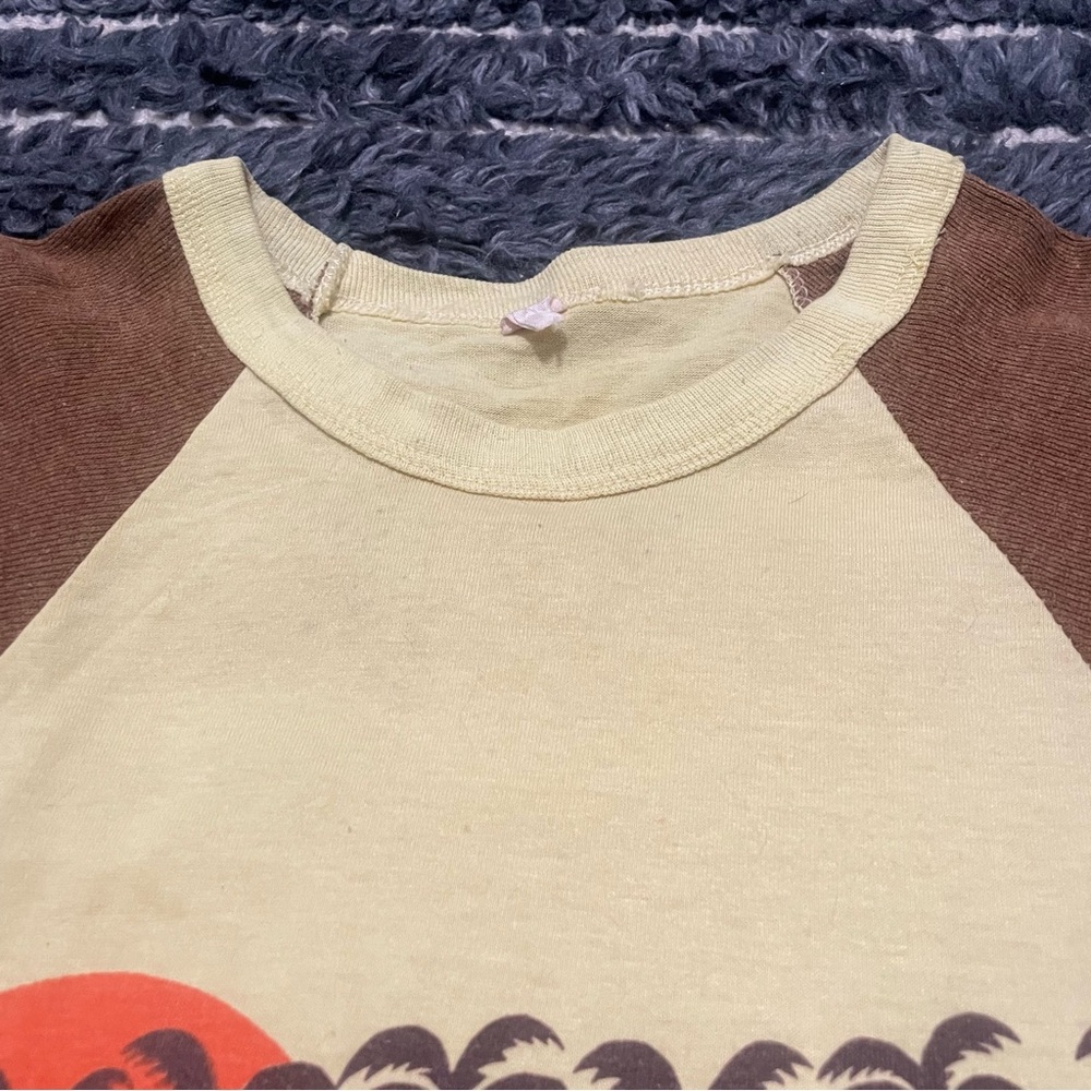 70s VINTAGE MIAMI BEACH GRAPHIC SOUVENIR T-SHIRT SZ L FLORIDA 60s RETRO SURF - Picture 4 of 4
